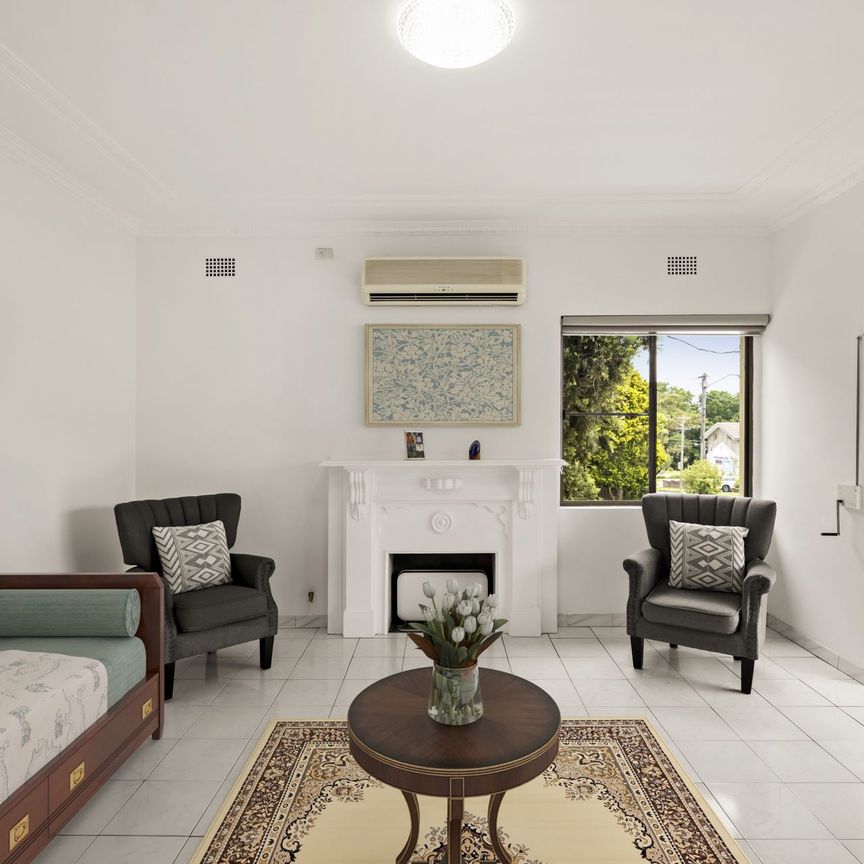 Two Bedroom House - Photo 1