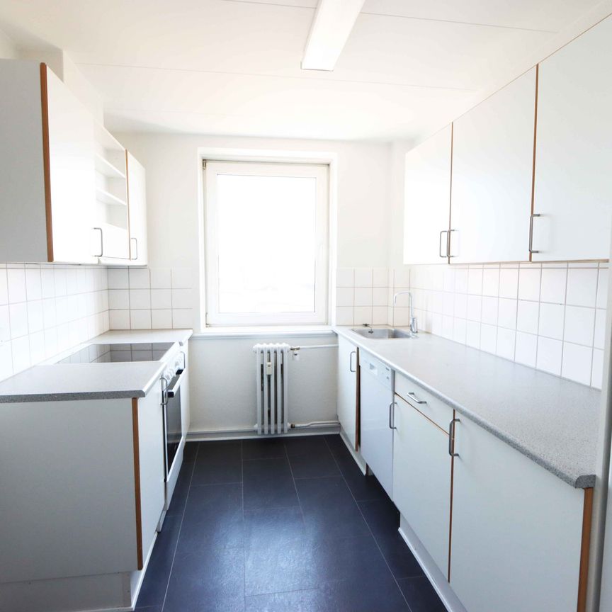 3-værelses med unik placering og altan - Foto 1