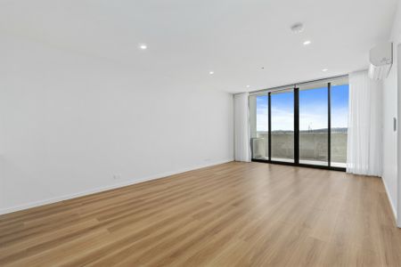 Contemporary Living - Photo 2