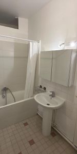 Location Appartement 2 pièces 58m² VILLEFRANCHE SUR SAONE 69400 - Photo 4