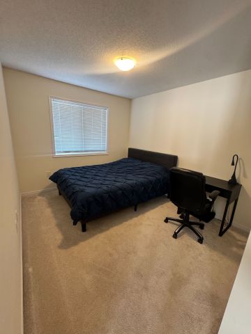 For Lease - 122 Esther Crescent, Thorold, Ontario - Photo 4