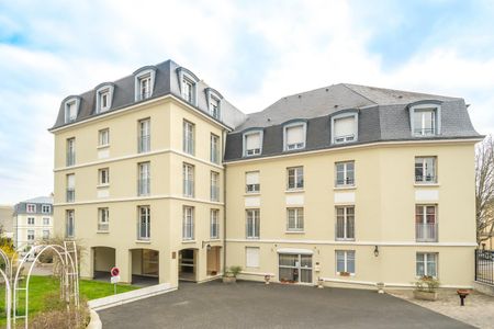 location Appartement T1 DE 21.3m² À ST GERMAIN EN LAYE - Photo 3