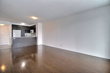 Condo for rent, Longueuil (Le Vieux-Longueuil) - Photo 2