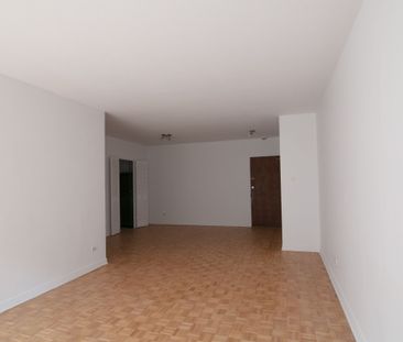 900 Rockland - Photo 1