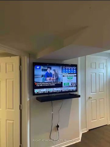 For Lease - 18 Ravenrock Court, Toronto, Ontario - Photo 4