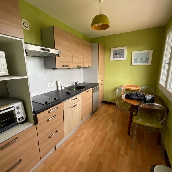 A LOUER - Quartier Colbert - T1 avec balcon, parking et cave - Photo 1
