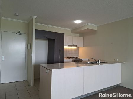 Apartment Available at Roma St Parklands - Photo 5