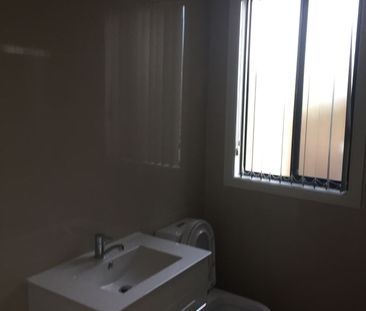 NEAR NEW 2 BEDROOM GRANNY FLAT - Photo 3