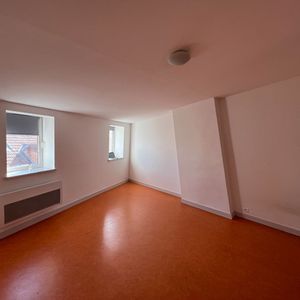 Location Appartement 1 pièce 31m² - Photo 2