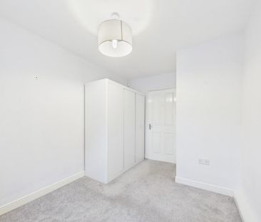 2 bedroom House To Let - Photo 2