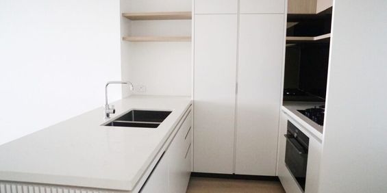 Fully Furnished with Riverview and Carpark - Photo 3