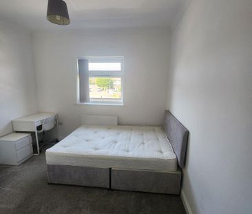 6 bedroom house to rent - Photo 4