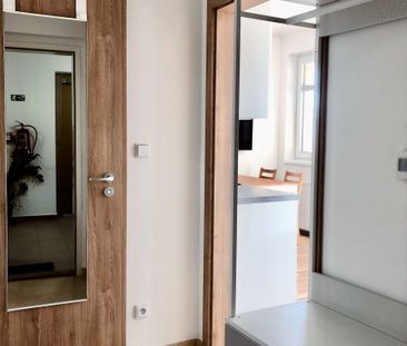 Pronájem bytu 1+kk a garsoniéry 29 m², Oty Bubeníčka , Praha Uhříněves - Photo 5