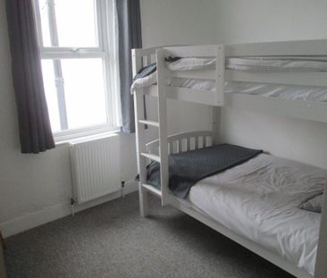 3 bedroom townhouse to rent - Photo 3