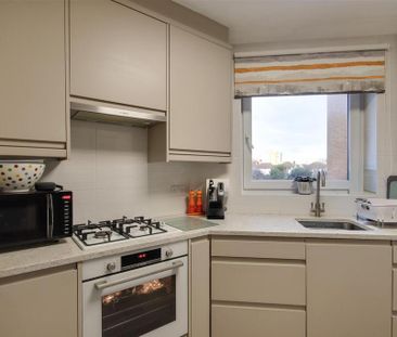 2 bedroom apartment to rent - Photo 6