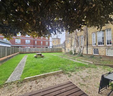 House share to rent - Photo 5