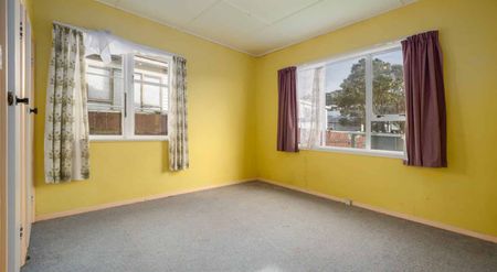 38 Bannister Avenue, Johnsonville - Photo 2