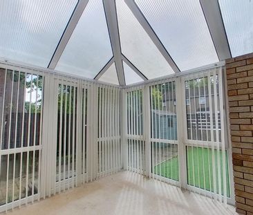 3 bedroom detached house to rent - Photo 3