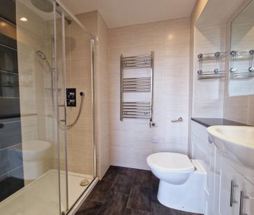 2 bedroom apartment to rent - Photo 4