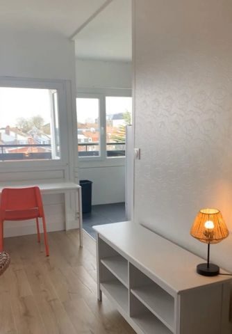 Appartement à louer F1 à La Madeleine - Photo 2