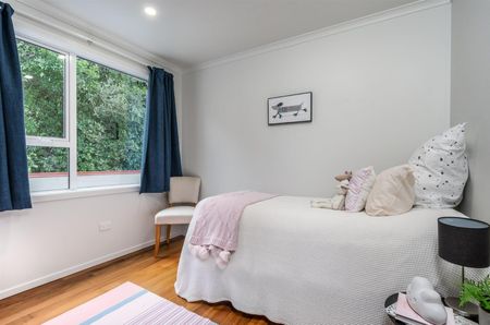 52 Kiwi Crescent, Tawa - Photo 5