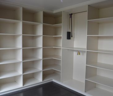 WICHELEN - Ruim duplexappartement vlakbij het station. - Foto 1