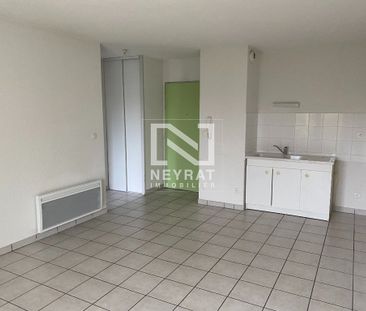 Location Appartement 2 pièces 40m² LE CREUSOT 71200 - Photo 5