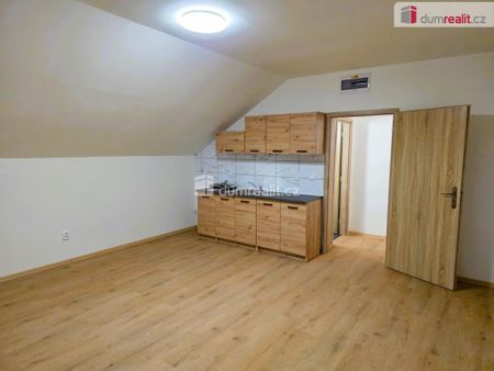 Pronájem bytu 1+kk 32 m2 - Photo 2