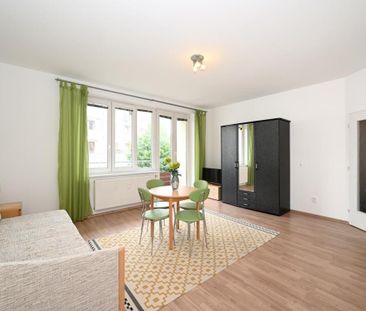 Pronájem bytu 1+kk 34 m2 - Фото 4