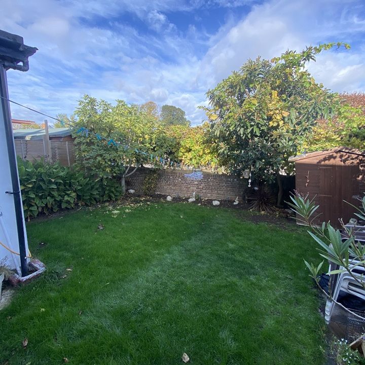 3 Bed Semi-Detached House, Steeplestone Close, N18 - Photo 1