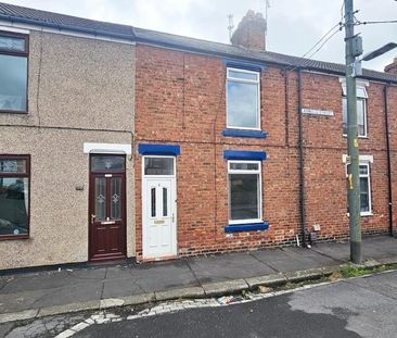 2 bedroom terraced house to rent - Photo 3