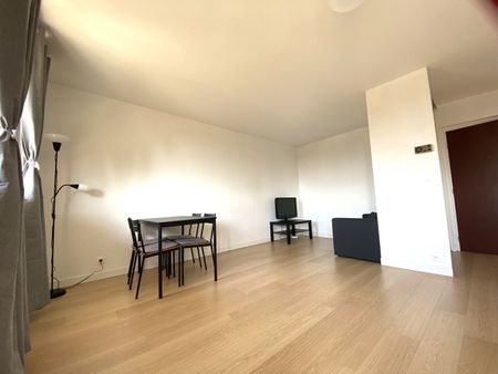 Location Appartement 2 pièces 54m² - Photo 2