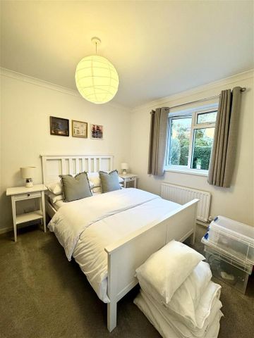 3 bedroom semi-detached house to rent - Photo 4