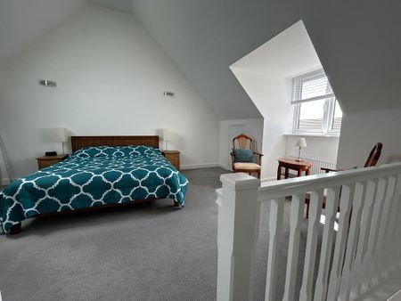 3 bedroom semi-detached house to rent - Photo 5