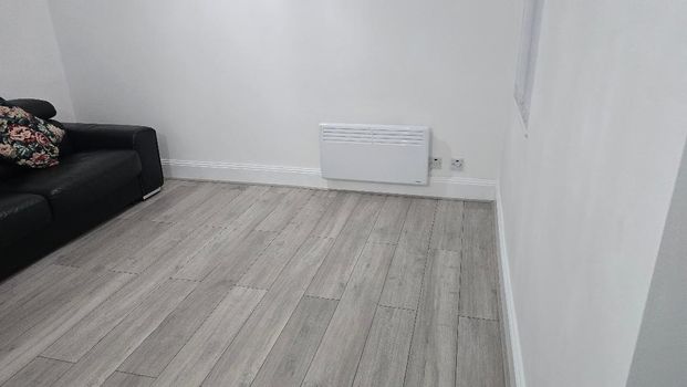 1 Bed Flat, Stratford, E15 - Photo 1