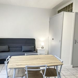 Location Appartement 1 pièce 22m² TROYES 10000 - Photo 2