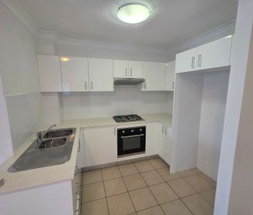 View Wednesday at 4:30pm - 4:45pm - Photo 3