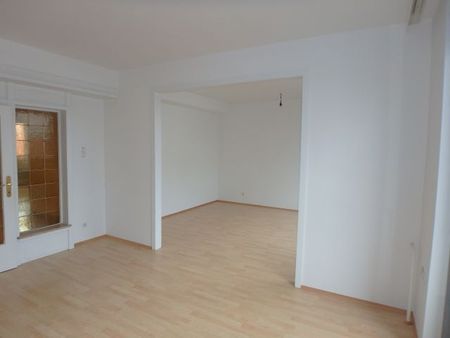 3-Zimmer Wohnung mit Balkon im letzten Liftstock - Photo 5