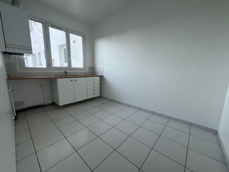 Location Appartement 1 pièce 32m² PONTAULT COMBAULT 77340 - Photo 2