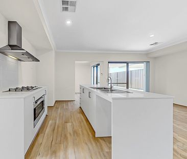 SPACIOUS & BRAND NEW - Photo 3