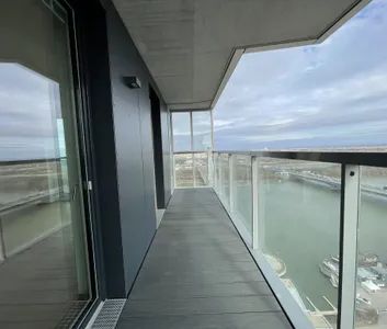 WOHNEN WIE IM HOTEL: 3 ZIMMER MIT viel FREIFLÄCHE & DONAUBLICK - Photo 1