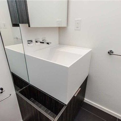 For Lease - 1 Bloor Street Unit# 2811, Toronto, Ontario - Photo 1