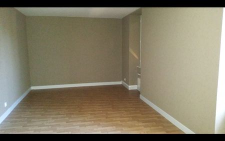 Location Appartement 5 pièces 95 m² Chaillac - Photo 4