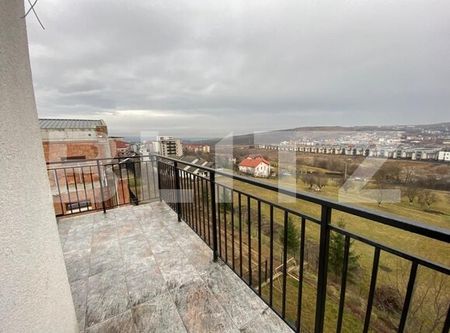 Apartament cu o camere, 36mp decomandat, zona strazii Romul Ladea - Photo 2