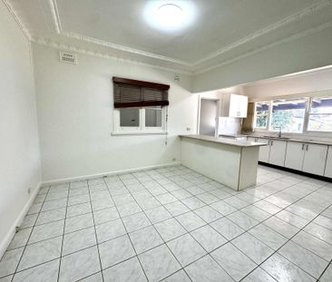 Spacious Family Home in Prime Location - Photo 2