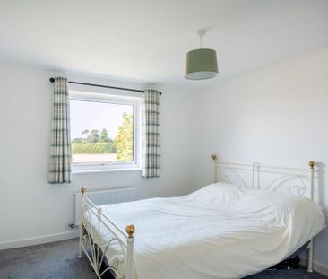 2 bedroom penthouse to rent - Photo 6