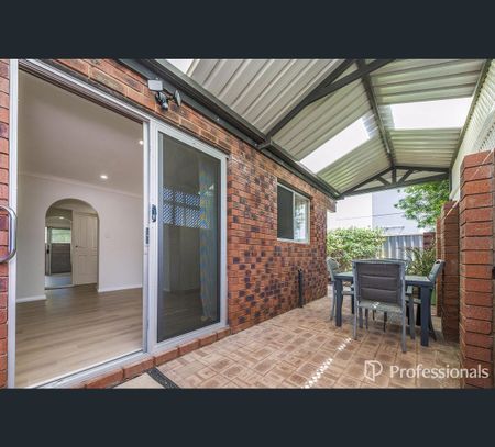 10/16 Wheatcroft Street, Scarborough, WA 6019 - Photo 3
