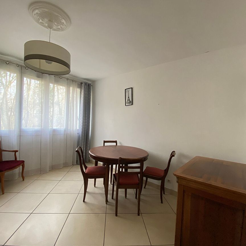 Location Appartement 3 pièces 50m² - Photo 1