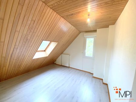 Location Maison 7 pièces 111m² - Photo 5