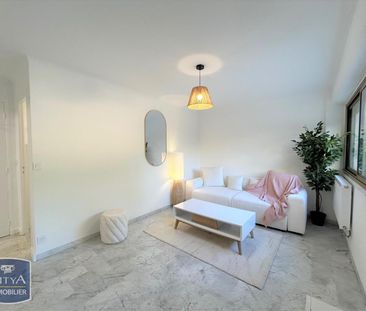 Location Appartement 1 pièce 29m² CANNES 06400 - Photo 2